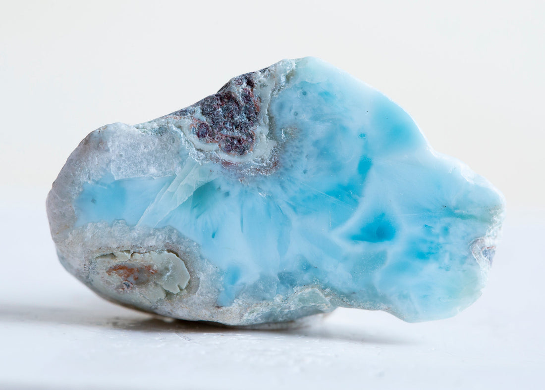 Larimar: Mythical & Magic Uses — A Practical Guide