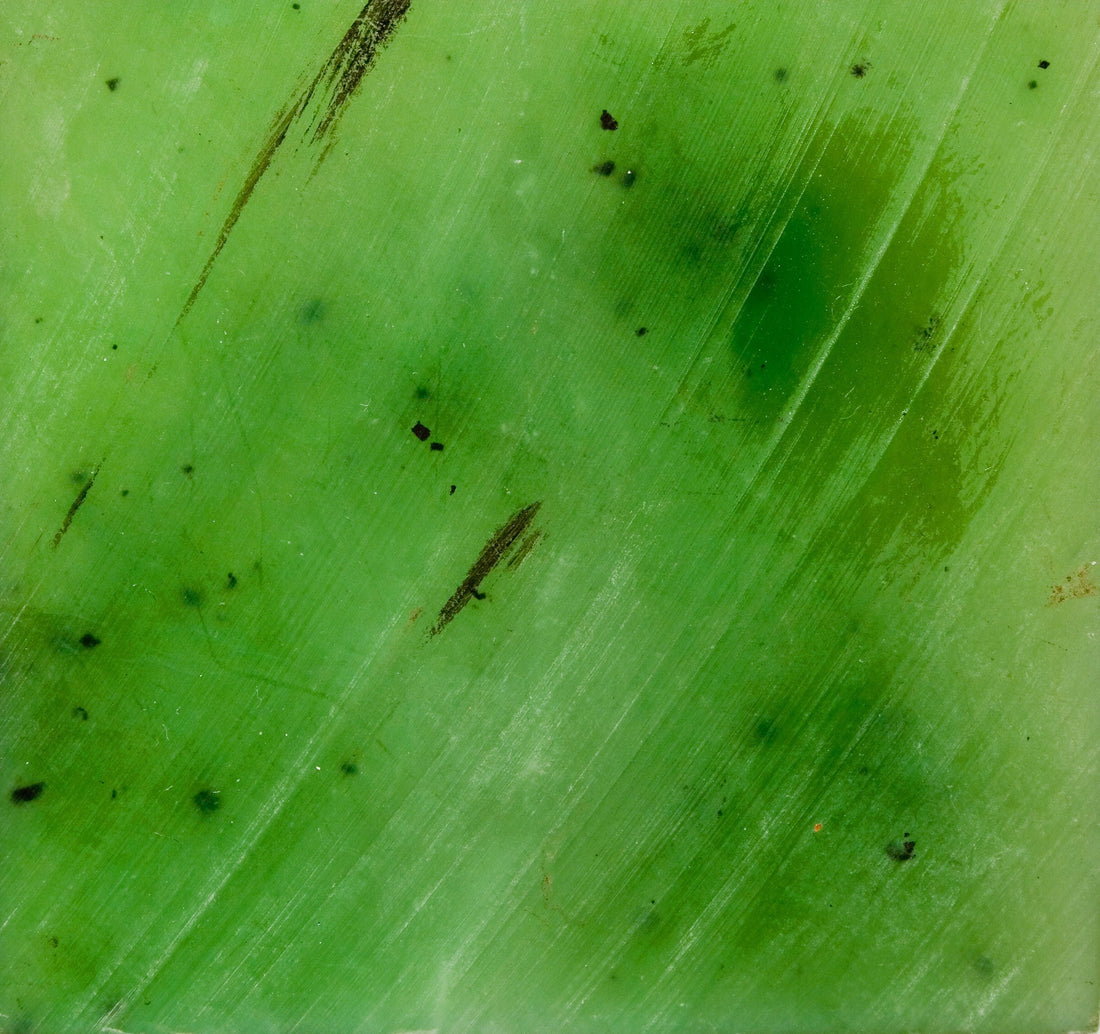 Nephrite (Jade): Grading & Localities