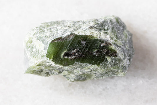 Nephrite Spell — “Green‑Thread Pact”