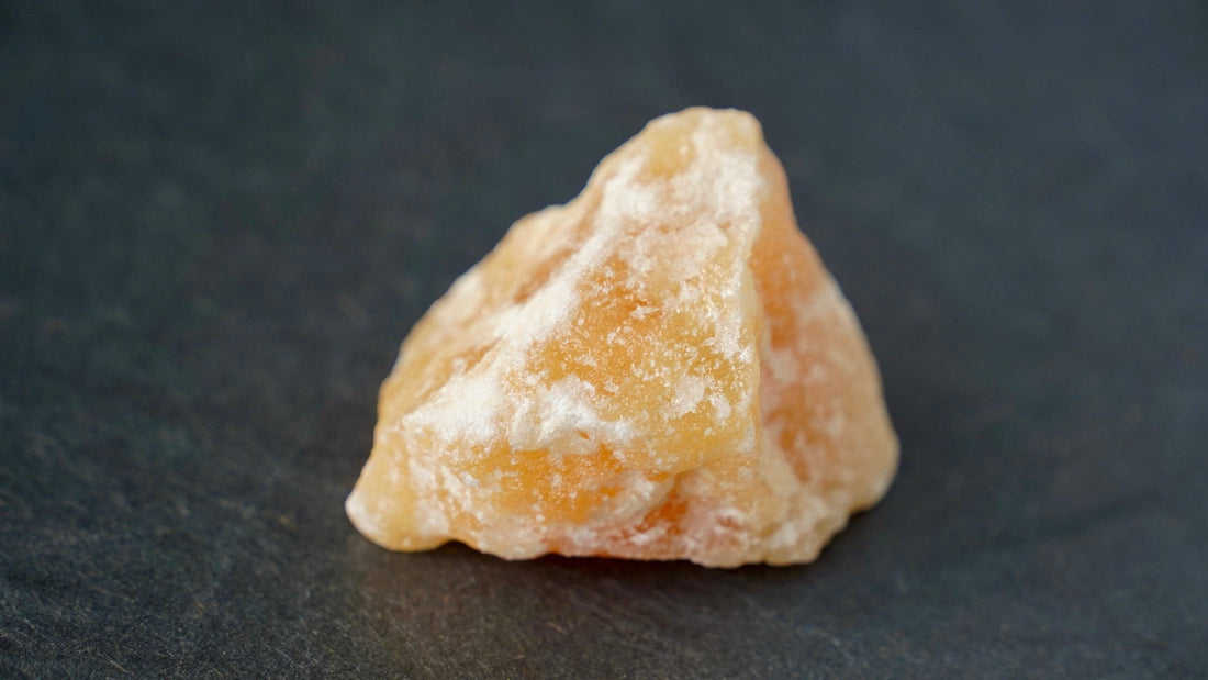 Orange calcite: Formation & Geology Varieties