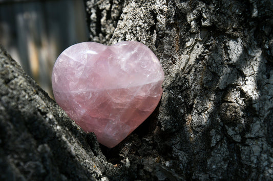 Rose Quartz: Legends & Myths — A Global Survey