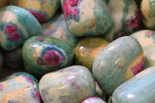Ruby with Fuchsite: Mythical & Magic Uses — A Practical Guide