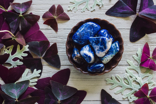Sodalite: Grading & Localities