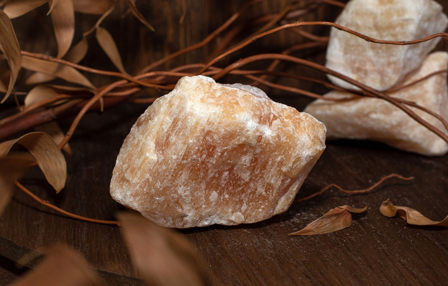 Orange calcite - www.Crystals.eu