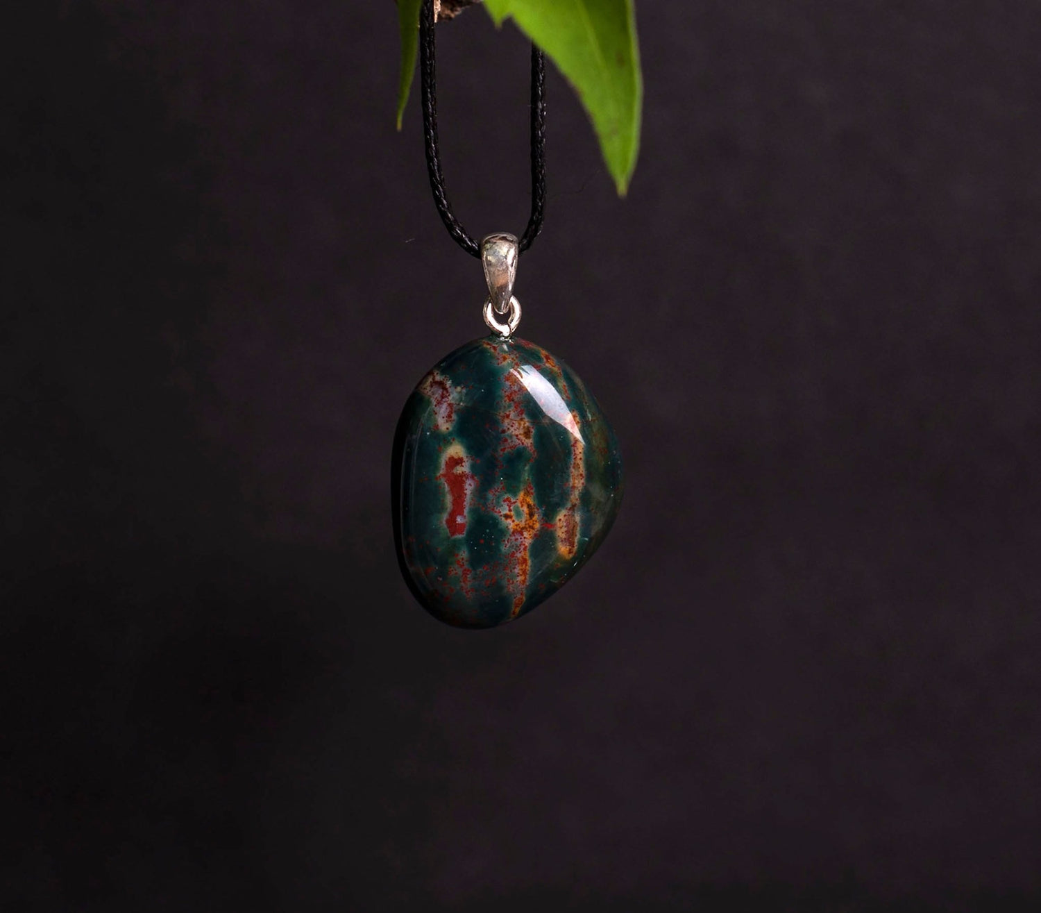 Pebble - www.Crystals.eu