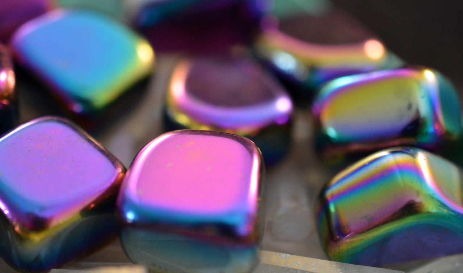 Rainbow hematite - www.Crystals.eu