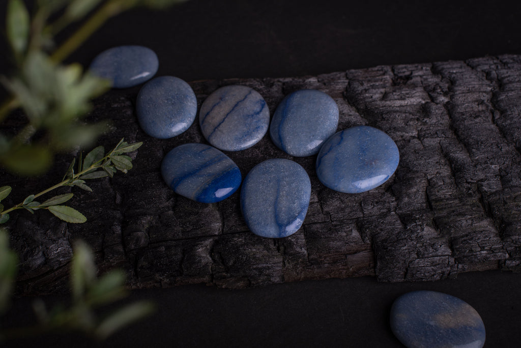Blauer Quarz – Palmstein