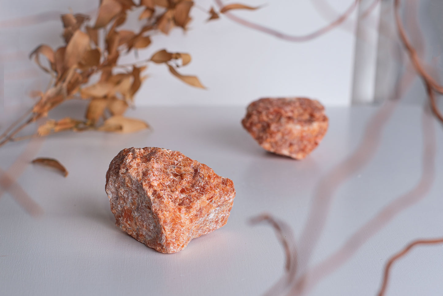 Fire calcite – Raw – 0.3 - 0.6kg - www.Crystals.eu
