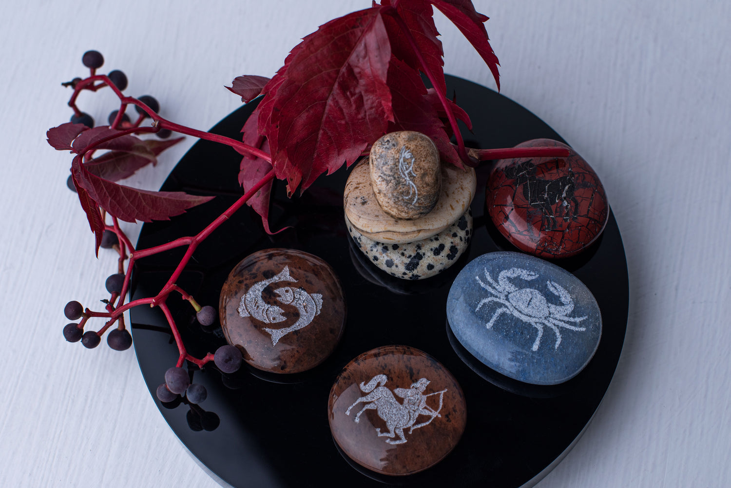 Engraving - www.Crystals.eu