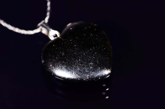 Black onyx pendant – Heart