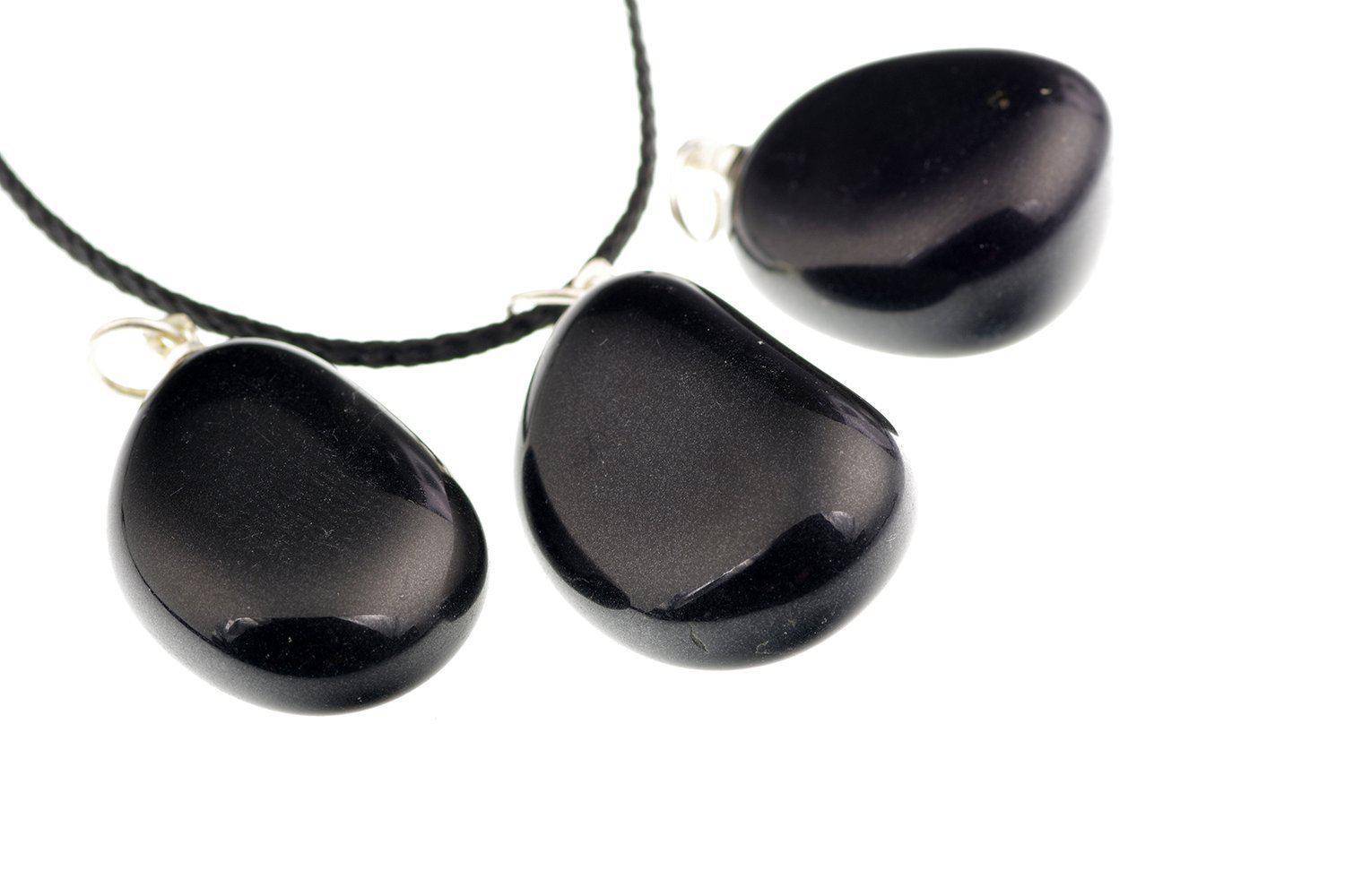 Black onyx pendant – Pebble