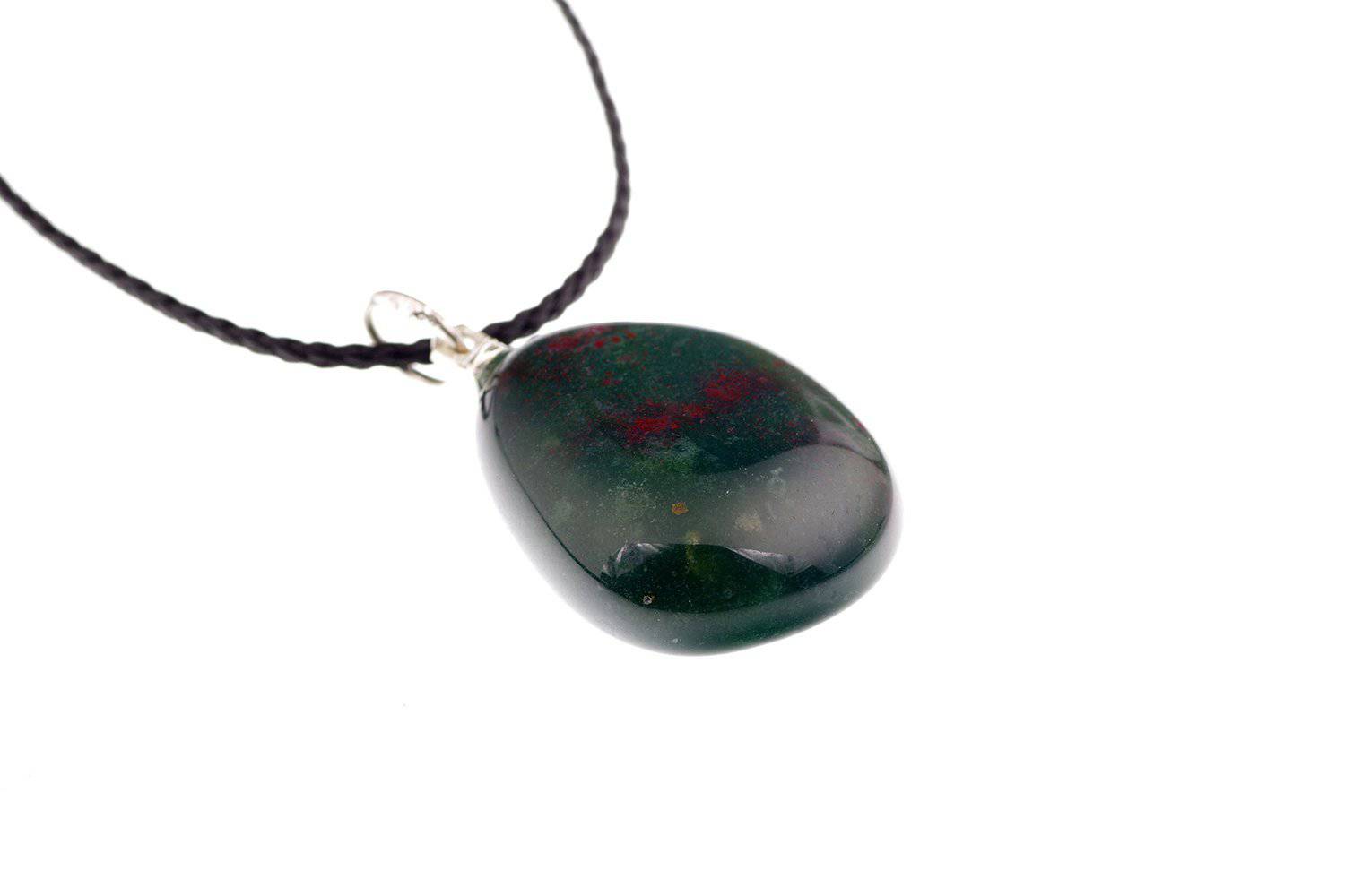 Bloodstone pendant – Pebble