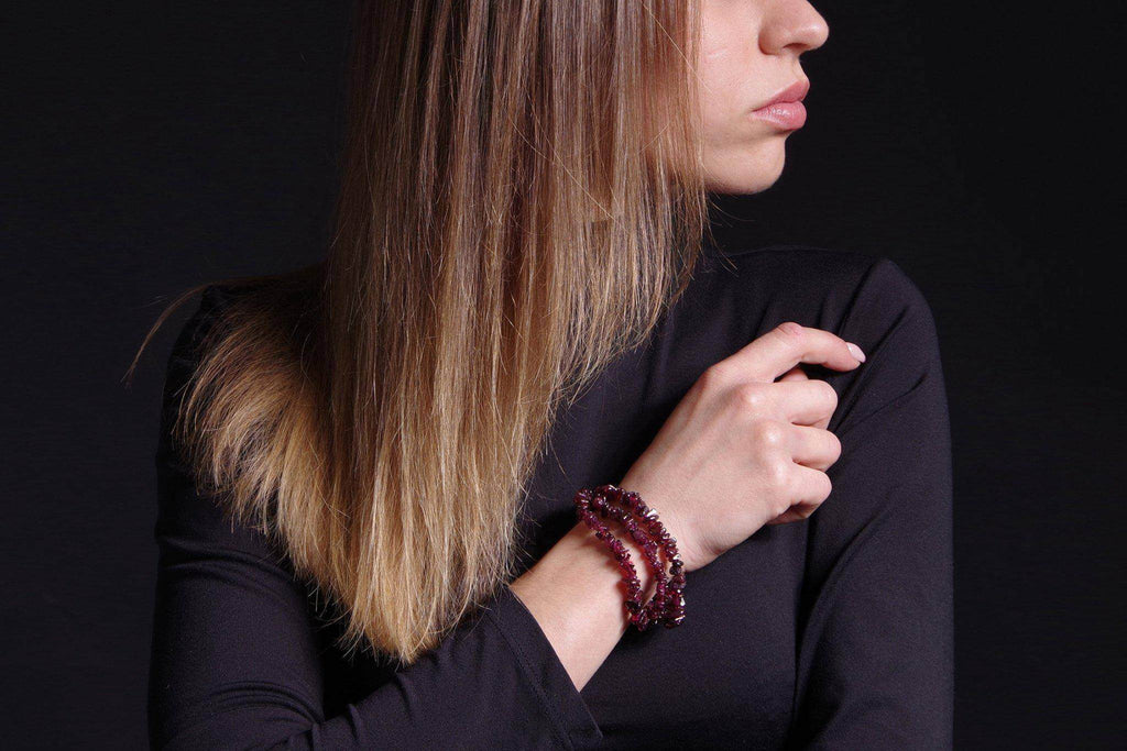 Garnet bracelet – Chips