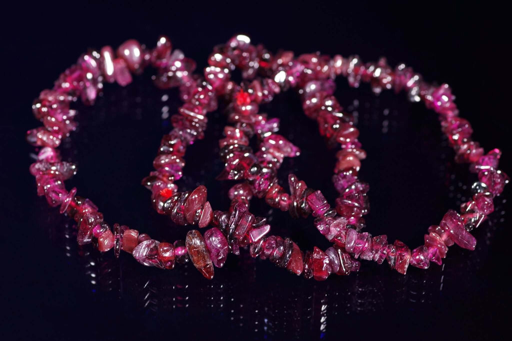 Garnet bracelet – Chips