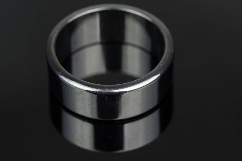 Hematite ring – Flat 9mm