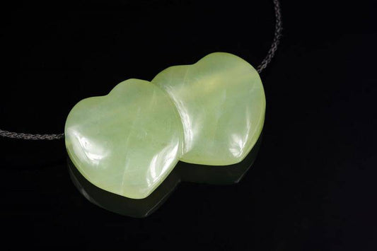 Jade pendant – United Hearts