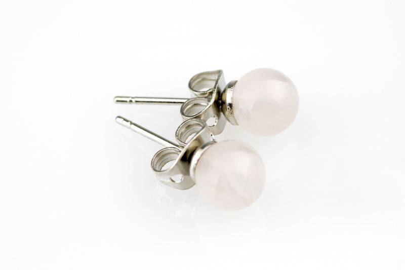 Rose quartz earrings – 6mm
