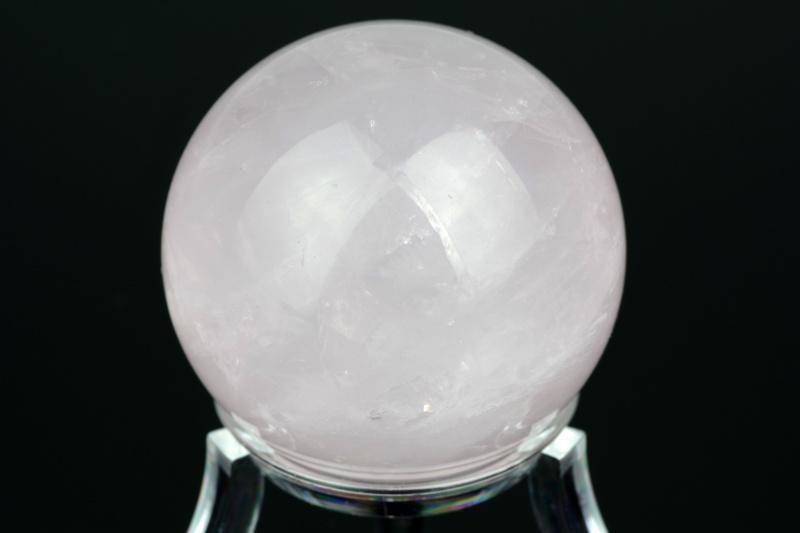 Rose quartz sphere – 40mm
