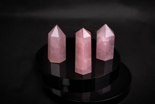 Rose quartz ~ 6-8 cm - www.Crystals.eu