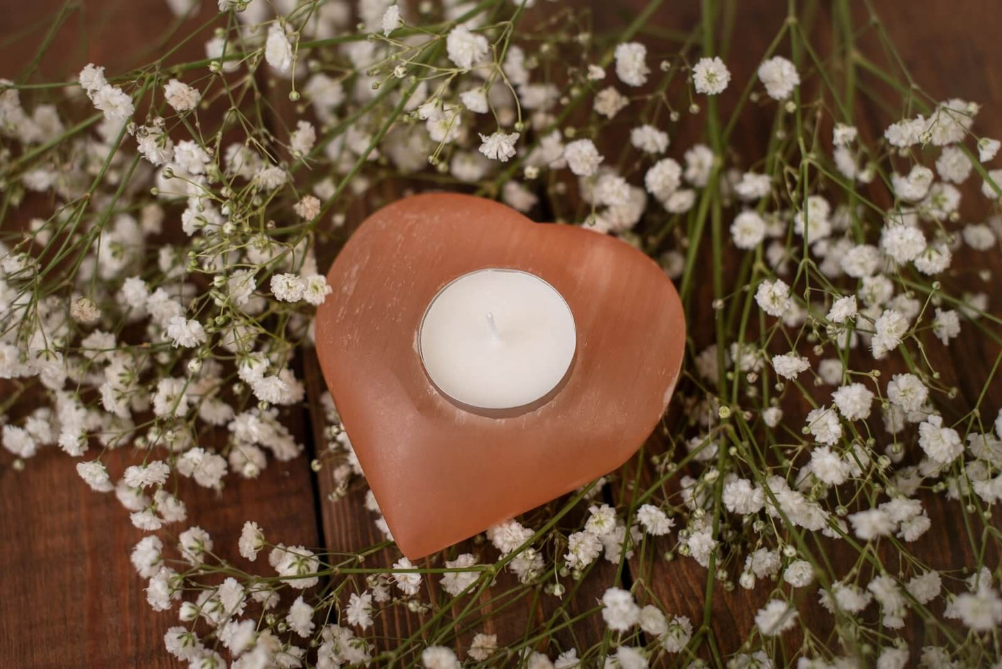 Selenite – candlelight heart red